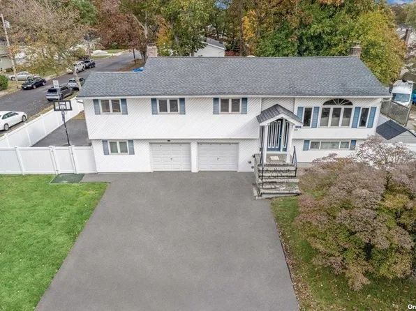 23 Carleton Avenue, Islip Terrace, NY 11752