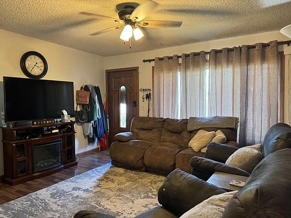 3rd image of 2217 Mohawk Dr