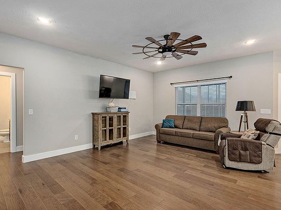 5th image of 771 N Glenwood Avenue