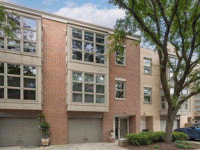 2355 N Wayne Ave, Chicago, IL, 60614