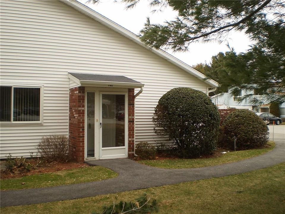 1st image of 782 Williamsburg Cir