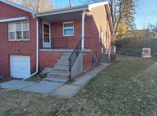 6027 Birch St, Omaha, NE 68104