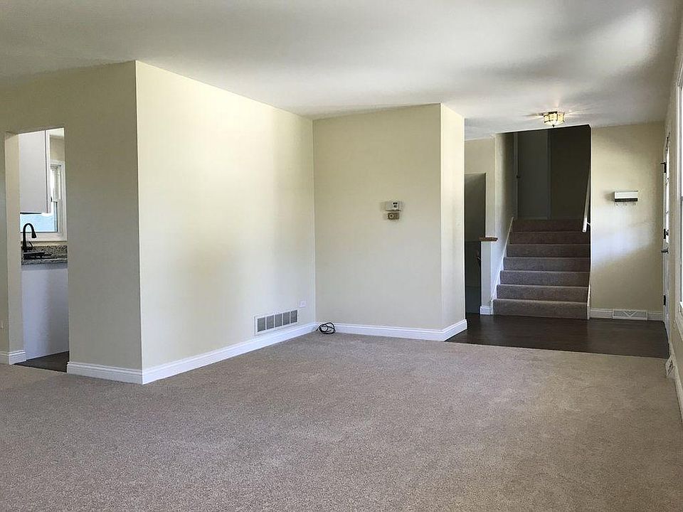 2nd image of 7624 Baimbridge Dr