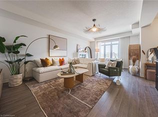 525 Dundas St E, Oakville, ON L6H7L3