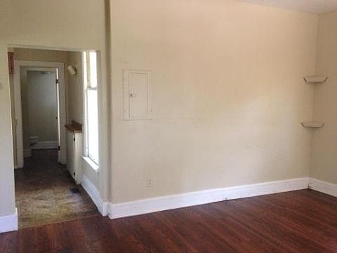 4th image of 733 E Fort King St APT 4