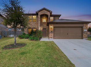 1401 Briarwood Dr, Azle, TX 76020