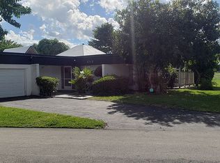 4713 Holly Dr, Tamarac, FL 33319