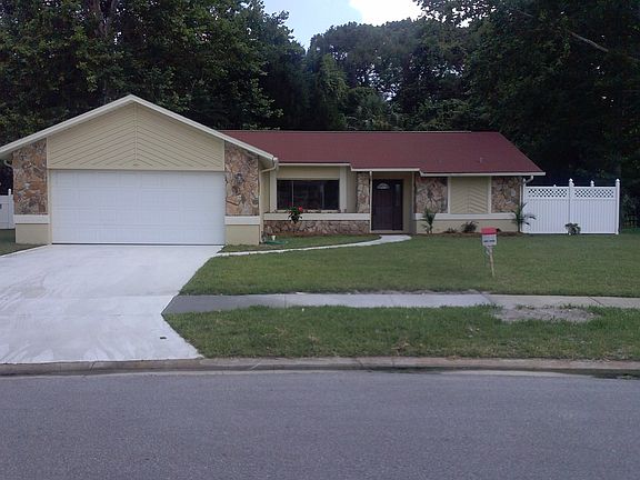 3rd image of 10128 Landmark Dr