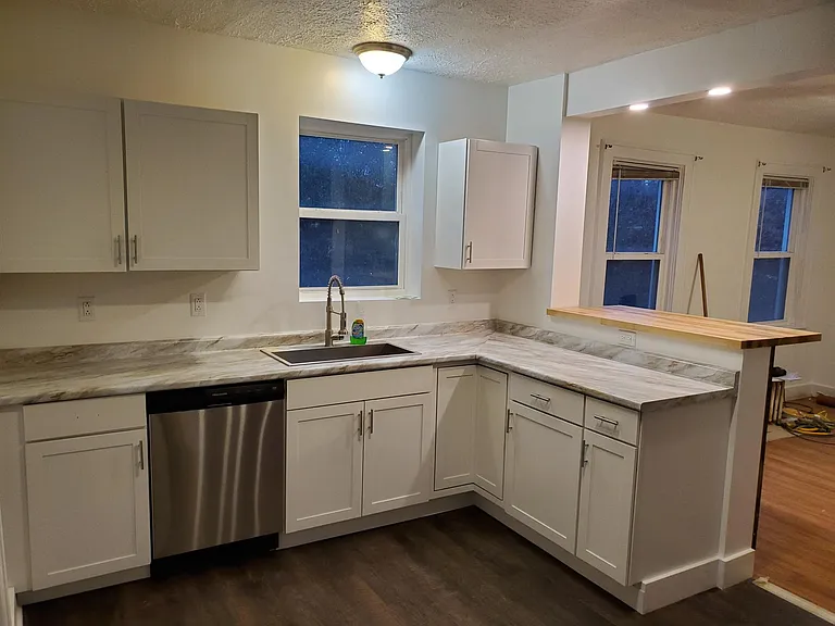 523 Castle Shannon Blvd — Photo 1