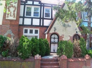 13066 226th St, Laurelton, NY 11413