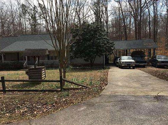 3rd image of 258 Marlena Ave