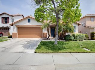 135 Paperbirch Cir, Corona, CA 92881