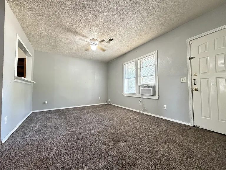 3112 NW 14th St — Photo 5