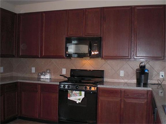 3rd image of 15622 Forest Creek Farms Dr