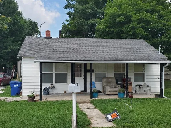 1007 S Oak St, Salem, MO 65560