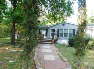 110 N Grand Ave, Hawthorne, FL 32640