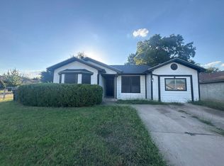 5416 Spring Willow Dr, Arlington, TX 76018