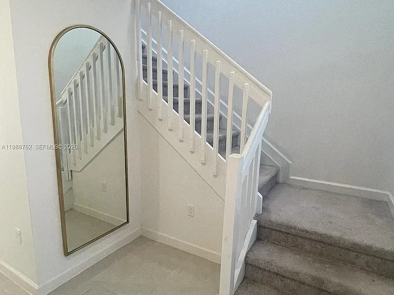 728 SE 14th Ct — Photo 27