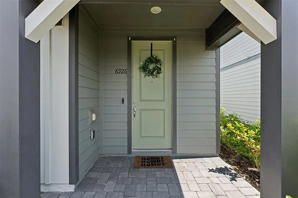3 bed, 2.5 bath, 1608 sqft, $3,095 — Photo 2