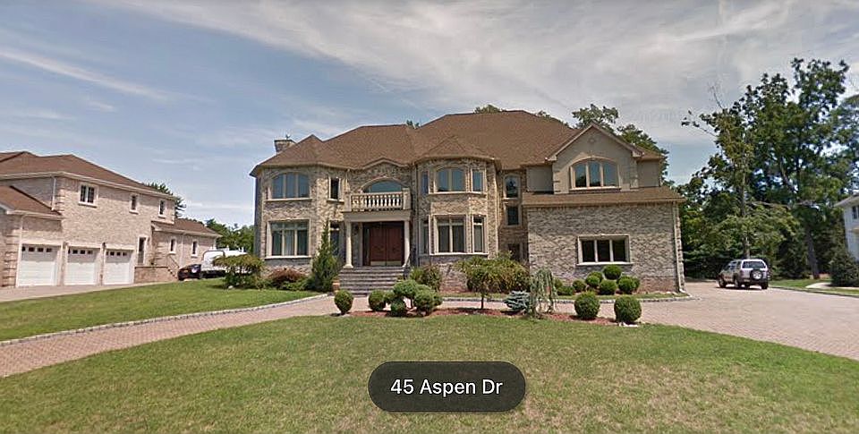 1st image of 45 Aspen Dr