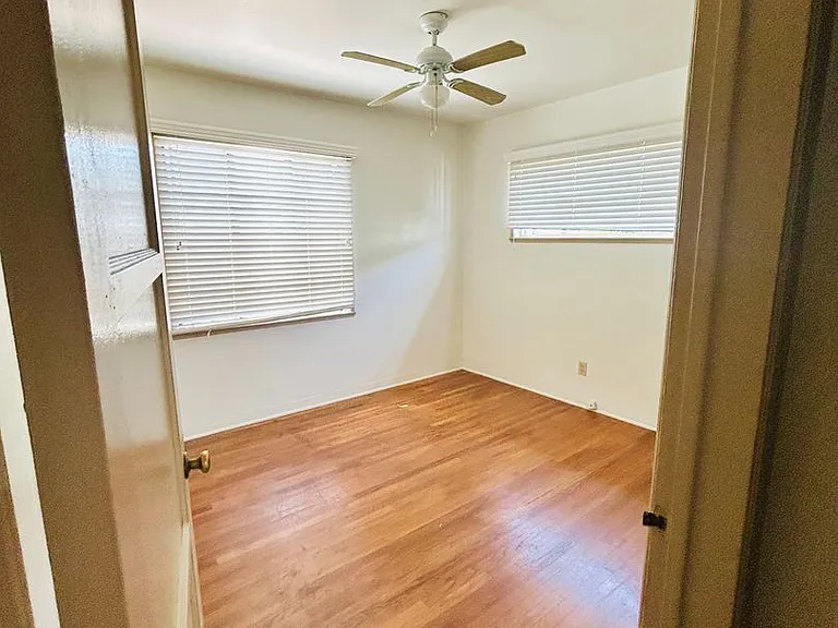 427 Palomar Ave — Photo 7
