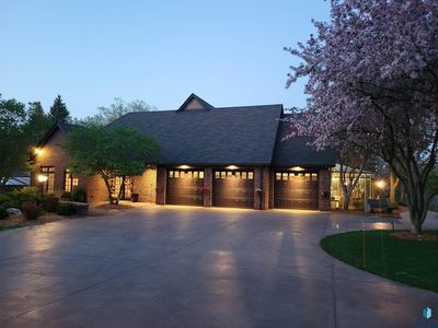 48032 Indian Hills Ct, Sioux Falls, SD, 57108