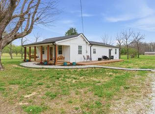 1237 Abiff Rd, Bon Aqua, TN 37025