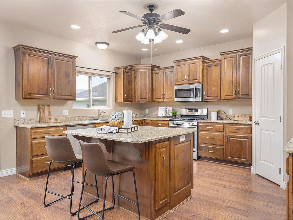 736 S 800th St E, New Harmony, UT 84757 MLS 23241629 Zillow