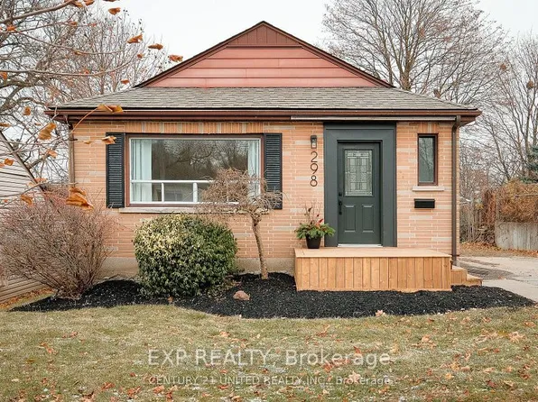 298 Swanston Ave, Peterborough, ON K9H 1P7