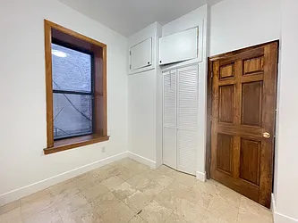 Rented by Best Apartments North Inc