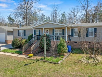 144 Gill Ln, Easley, SC, 29640