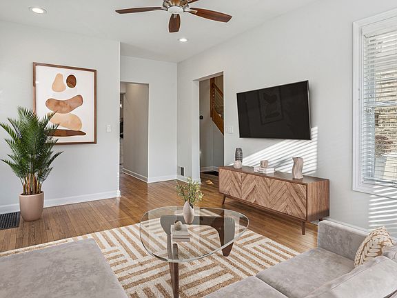 4th image of 3020 N Christiana Ave