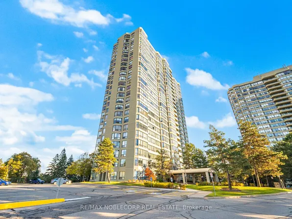 22 Hanover Rd Unit 1107, Brampton, ON L6S 5K7