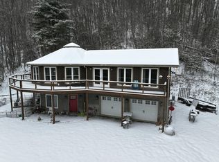 125 Firefly Ridge Rd, Flag Pond, TN 37657