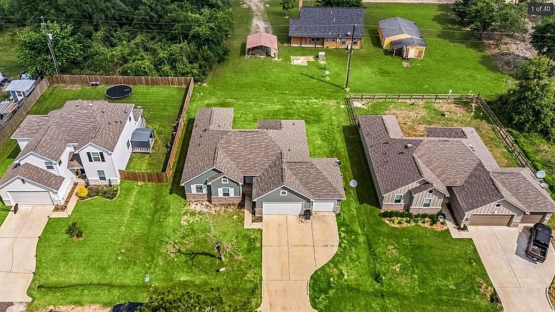1st image of 26579 Pin Oak Dr