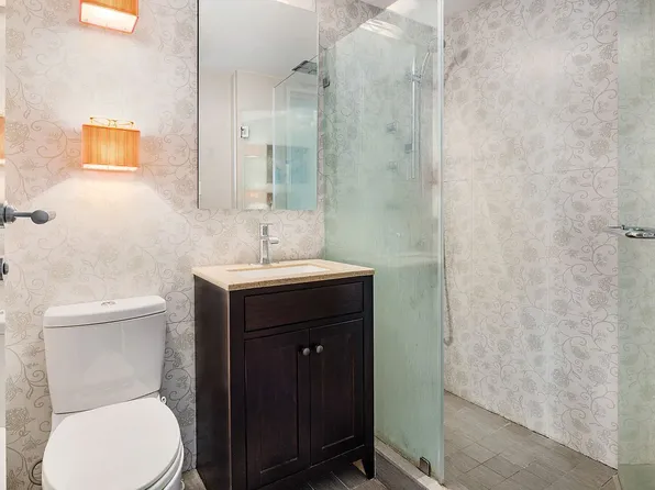 322 West 57th Street image 5 of 15