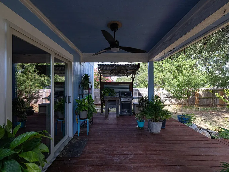 104 Grant Ct — Photo 25