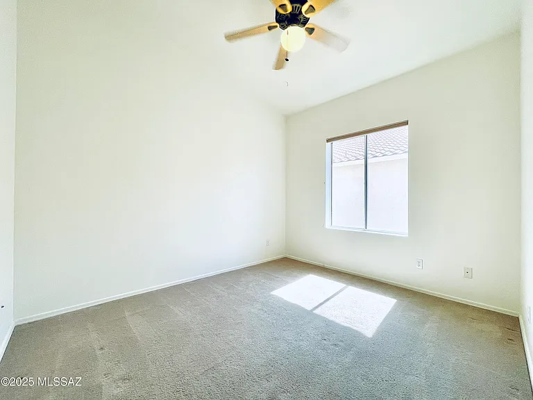 7774 E Castle Valley Way — Photo 28