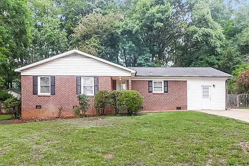 2124 Fox Hunt Dr Photo 1
