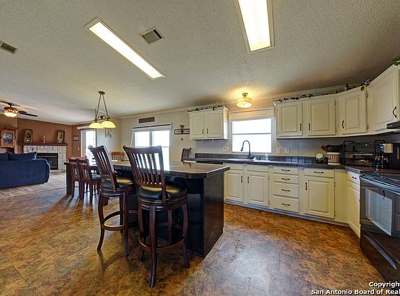 5th image of 4565 County Road 427