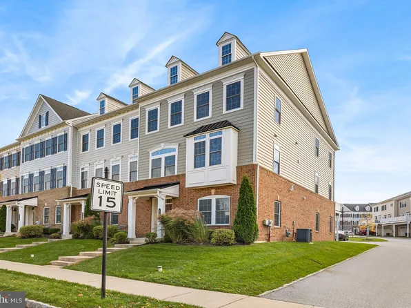506 S Atwater Dr, Malvern, PA 19355