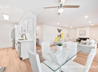 823 E 3rd St #305, Santa Monica, CA 90403