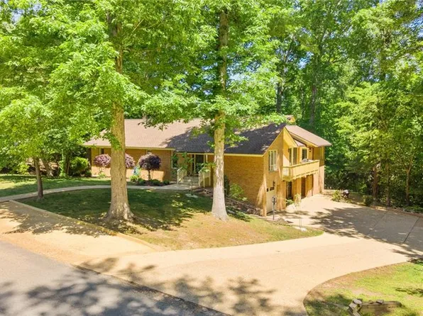 107 Archers Hope Rd, Williamsburg, VA 23185