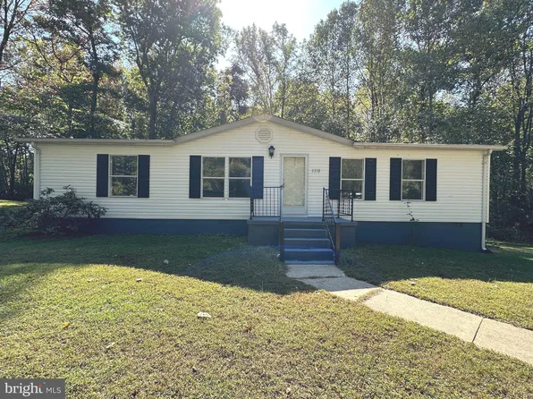 5318 Igo Rd, King George, VA 22485