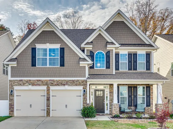 137 Eureka Ct, Lake Wylie, SC 29710