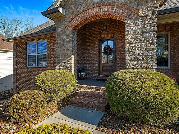 4th image of 119 Leyden Dr