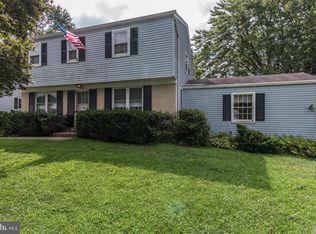 9869 Bridle Rd, Philadelphia, PA 19115