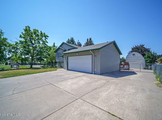 9567 N Maple St, Hayden Lake, ID 83835