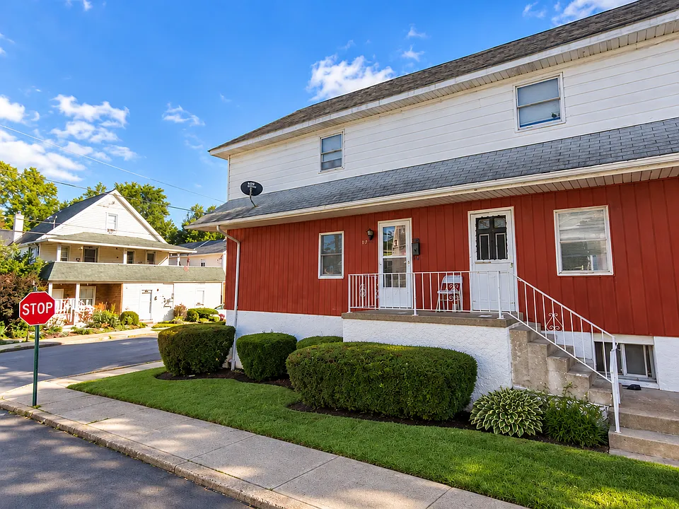 555 Hickory St #555