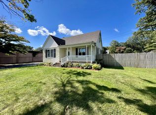 8 Shady Pl, Nesconset, NY 11767